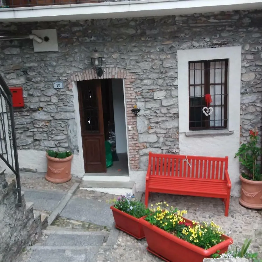 Il Sogno Di Claudia Apartment Gera Lario 0*,  Italy